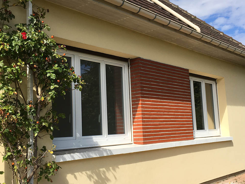 Rénovation et pose de fenêtres PVC Oknoplast à Belbeuf dans la région de Rouen