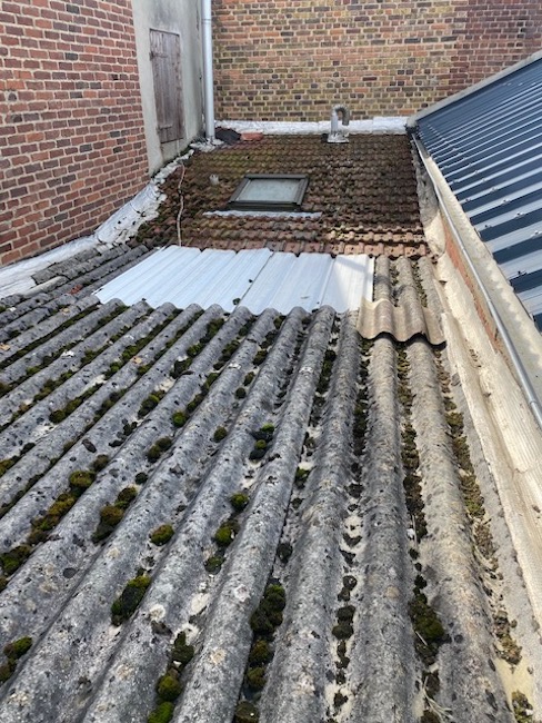 Fourniture et pose à Oissel d’une toiture en bac acier (Rouen sud)